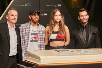 Lewis Hamilton és Palvin Barbara, Budapest