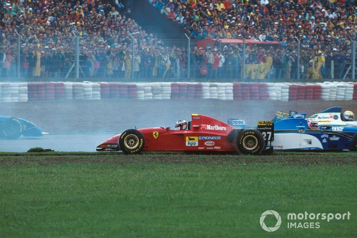 Jean Alesi, Ferrari 412T2 spins