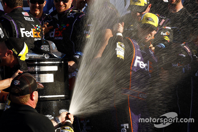 Sieger Denny Hamlin, Joe Gibbs Racing Toyota