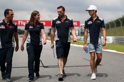 Pierre Gasly, Scuderia Toro Rosso walks the track