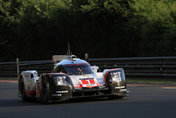 #1 Porsche Team Porsche 919 Hybrid : Neel Jani, Andre Lotterer, Nick Tandy
