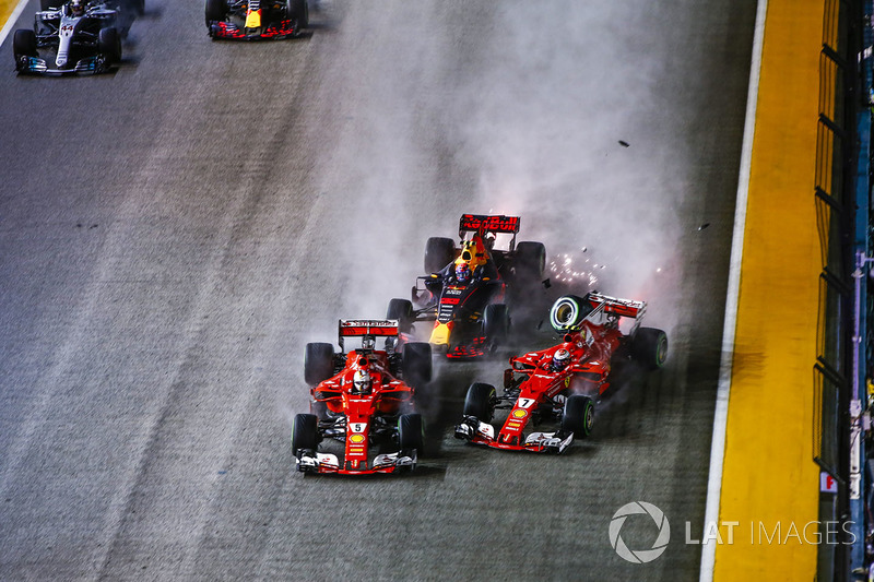 Sebastian Vettel, Ferrari SF70H, Max Verstappen, Red Bull Racing RB13, Kimi Raikkonen, Ferrari SF70H