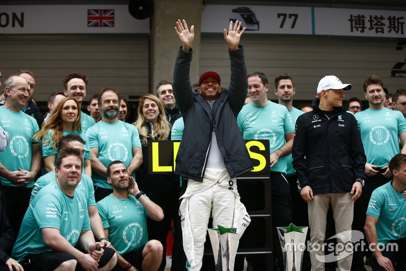 54º victoria de Lewis Hamilton