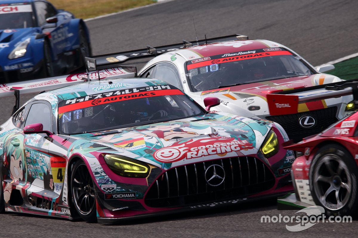 #4 Goodsmile Racing & Team Ukyo Mercedes AMG GT3: Nobuteru Taniguchi, Tatsuya Kataoka
