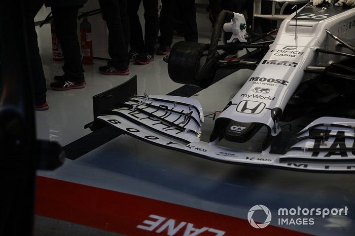 AlphaTauri AT01 detalle del alerón delantero