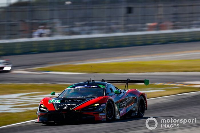 #70 Inception Racing McLaren 720S GT3: Brendan Iribe, Frederik Schandorff, Ollie Millroy, Marvin Kirchhöfer