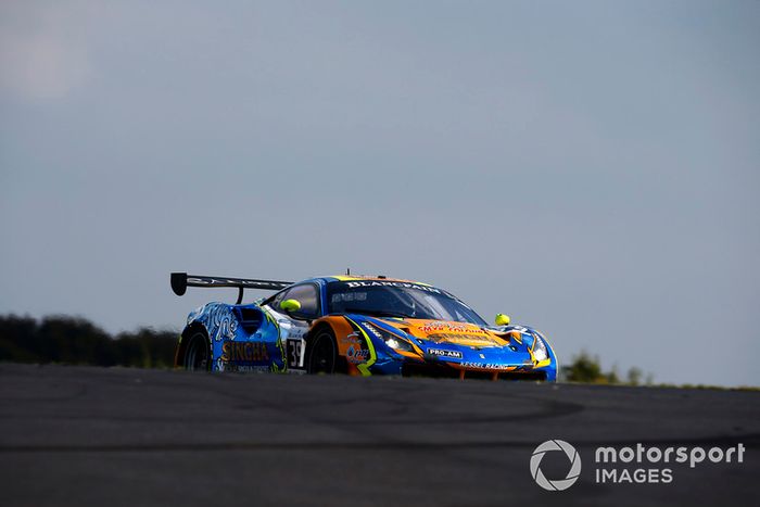 #39 TP 12 - Kessel Racing Ferrari 488 GT3: Piti Bhirombhakdi, Carlo Van Dam