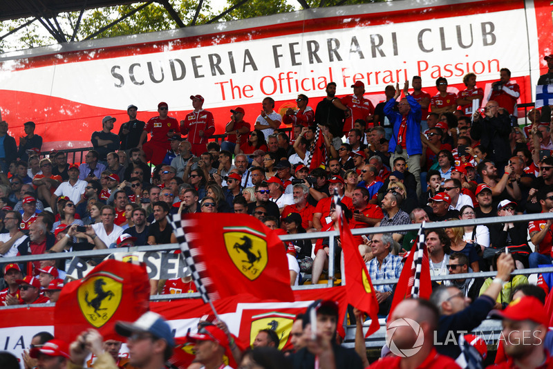 Сектор Scuderia Ferrari Club