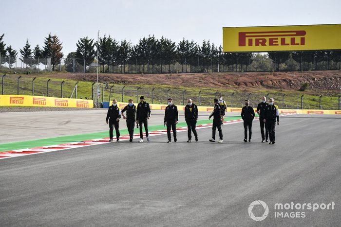 Esteban Ocon, Renault F1, recorre la pista
