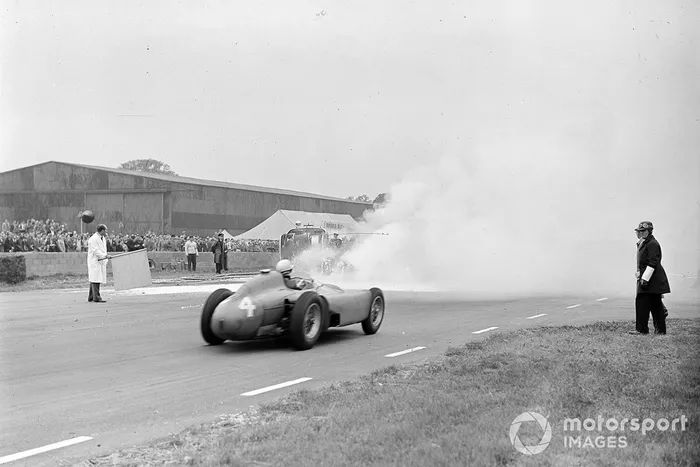 Alfonso de Portago, Peter Collins, Ferrari D50