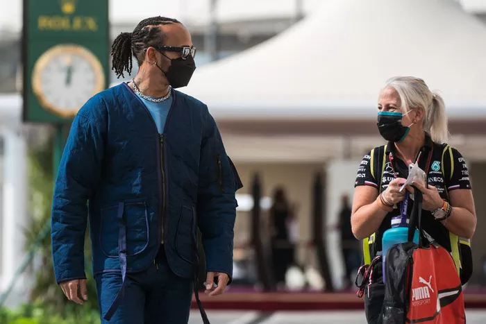 Lewis Hamilton, Mercedes, con Angela Cullen