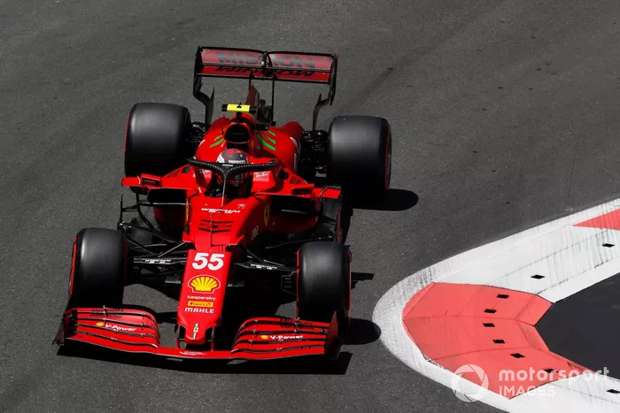 Carlos Sainz Jr., Ferrari SF21