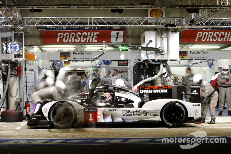 #1 Porsche Team, Porsche 919 Hybrid: Timo Bernhard, Mark Webber, Brendon Hartley