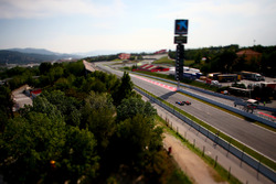 Max Verstappen, Red Bull Racing RB12 en Jordan King, Manor Racing