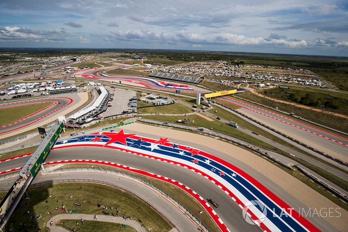 Carlos Sainz Jr., Renault Sport F1 Team RS17
