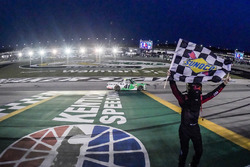 Ben Rhodes, ThorSport Racing, Ford F-150 Alpha Energy Solutions, winner, burnout, checkered flag