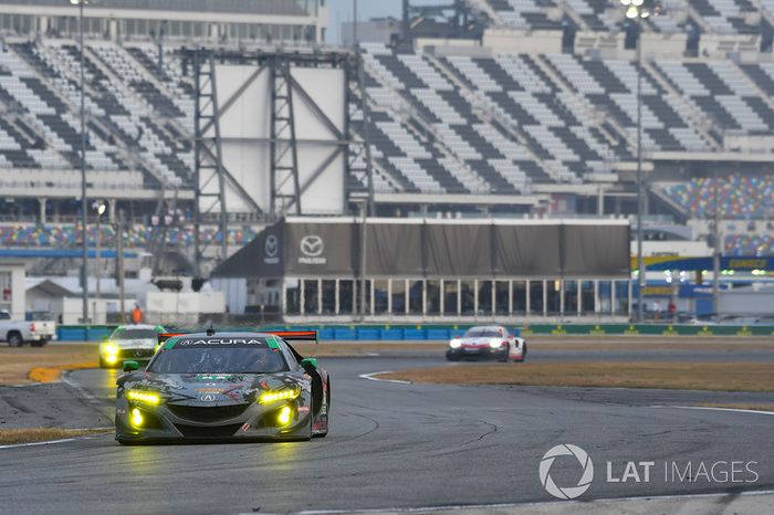 #93 Michael Shank Racing Acura NSX, GTD: Lawson Aschenbach, Justin Marks, Mario Farnbacher, Côme Ledogar