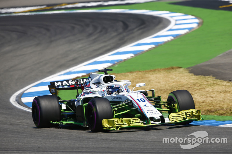 Lance Stroll, Williams FW41 z farbą fluoroscencyjną