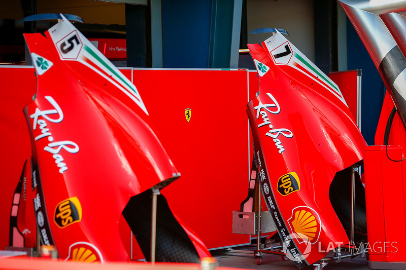 Engine covers of Sebastian Vettel, Ferrari and Kimi Raikkonen, Ferrari