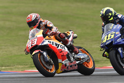 Marc Marquez, Repsol Honda Team, Valentino Rossi, Yamaha Factory Racing crash