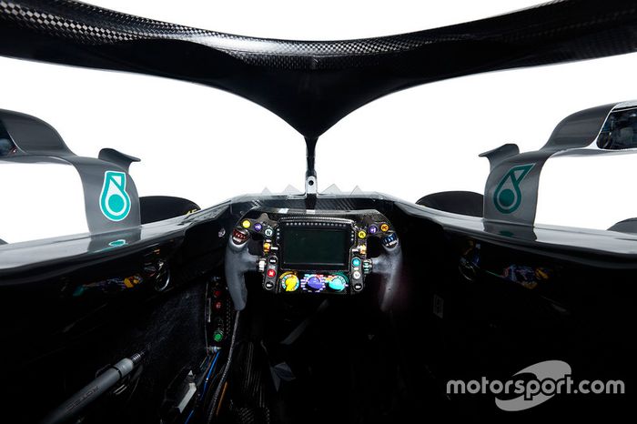 Cockpit Mercedes AMG F1 W09