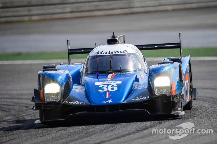 #36 Signatech Alpine A460: Gustavo Menezes, Nicolas Lapierre, Stéphane Richelmi