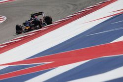 Carlos Sainz Jr, Scuderia Toro Rosso STR11