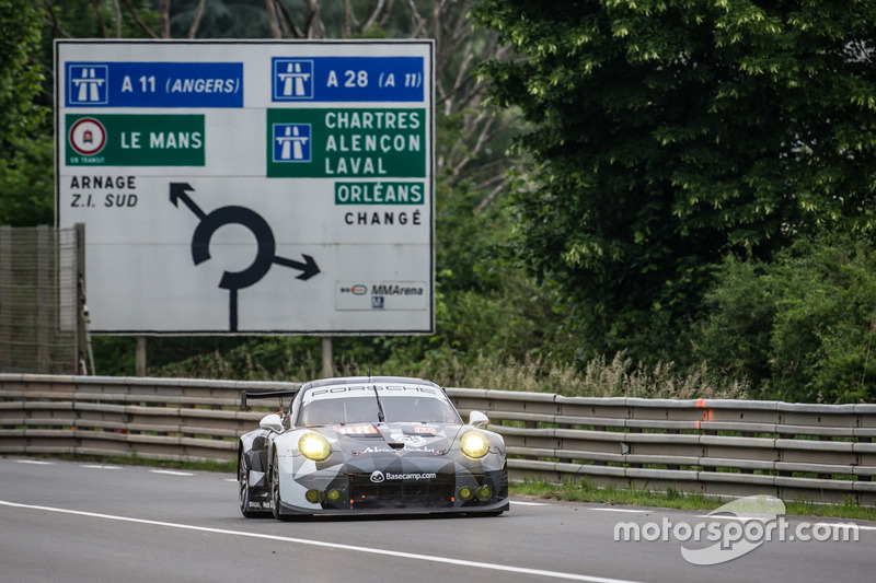 #88 Abu Dhabi Proton Racing - LMGTE Am