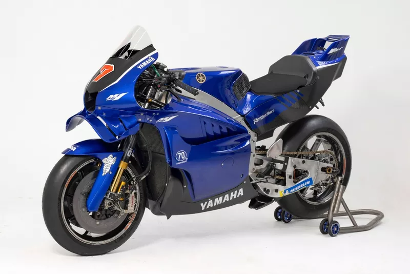 Yamaha Factory Racing V4  