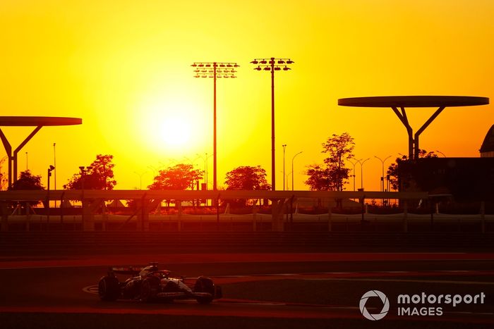 Liam Lawson, VCARB 01