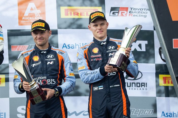 Podio: Ott Tanak, Martin Jarveoja, Hyundai World Rally Team Hyundai i20 N Rally1