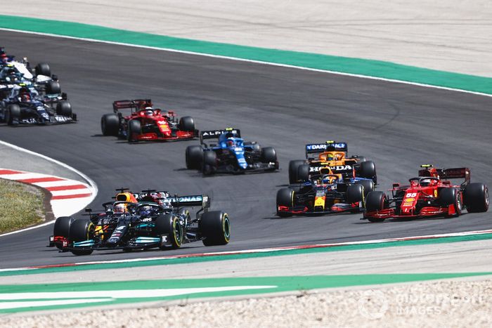 Lewis Hamilton, Mercedes W12, Max Verstappen, Red Bull Racing RB16B, Carlos Sainz Jr., Ferrari SF21, Sergio Perez, Red Bull Racing RB16B, Lando Norris, McLaren MCL35M, Esteban Ocon, Alpine A521, Charles Leclerc, Ferrari SF21