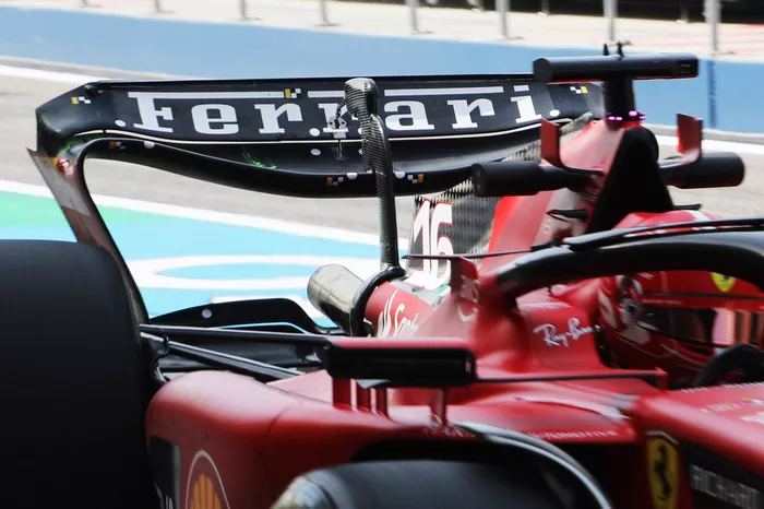 Detalles del alerón trasero del Ferrari SF-23