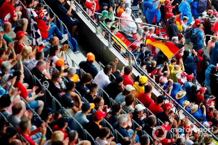 Fans 