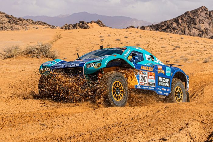 #247 Maxxis Dakarteam Century: Tim Coronel, Tom Coronel