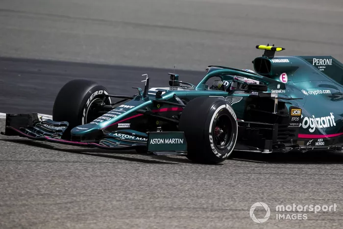 Sebastian Vettel, Aston Martin AMR21 
