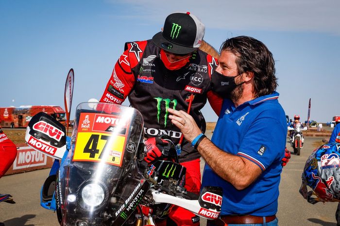 #47 Monster Energy Honda Team: Kevin Benavides, David Castera, director del Dakar