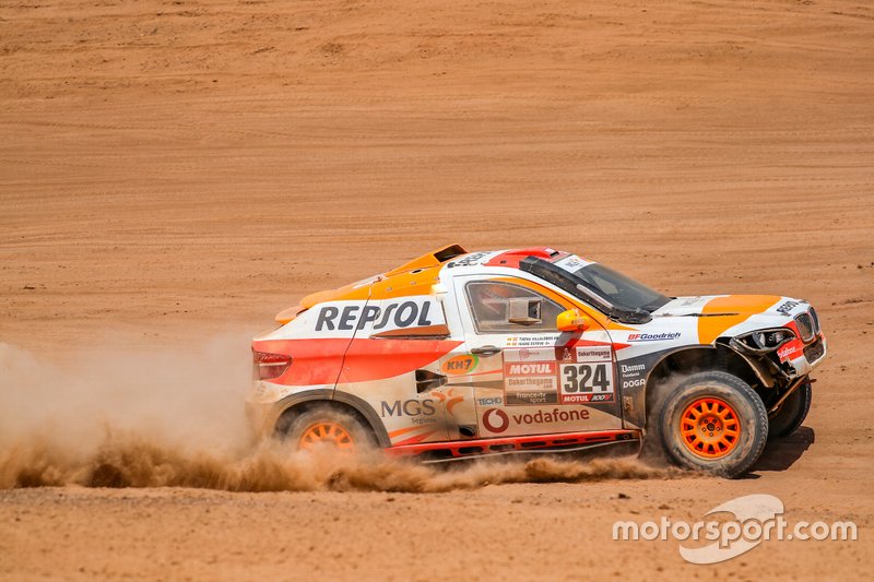 #324 Sodicar Racing BMW: Ісідре Естеве, Чема Вільялобос