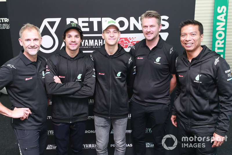 Wilco Zeelenberg, Franco Morbidelli, Fabio Quartararo, Johan Stigefelt, Razlan Razali (Petronas Yamaha SRT)
