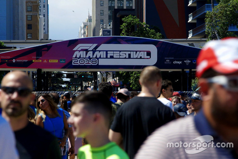 Fans en F1 Miami Festival