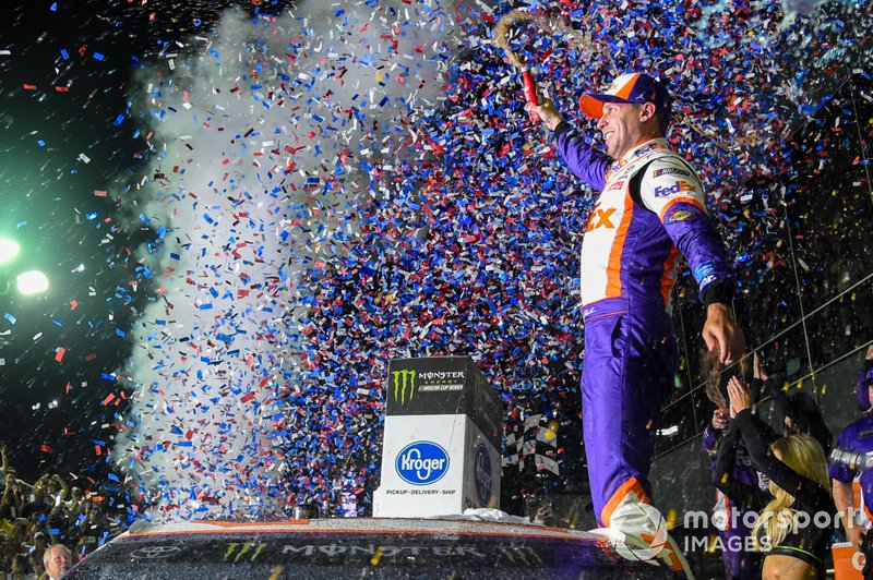 1. Denny Hamlin, Joe Gibbs Racing, Toyota Camry FedEx Express