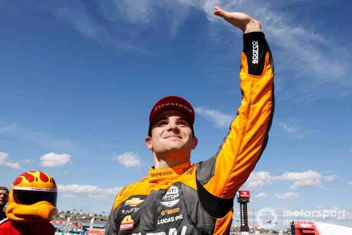 Ganador Patricio O'Ward, Arrow McLaren SP Chevrolet celebra