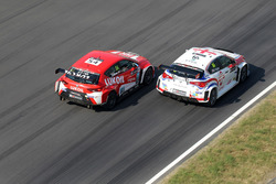 Davit Kajaia, GE-Force, Alfa Romeo Giulietta TCR, James Nash, Lukoil Craft-Bamboo Racing, SEAT León TCR