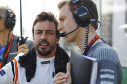 Fernando Alonso, McLaren y Mark Temple, McLaren
