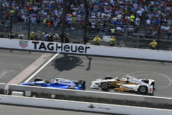 Takuma Sato, Andretti Autosport Honda, Helio Castroneves, Team Penske Chevrolet