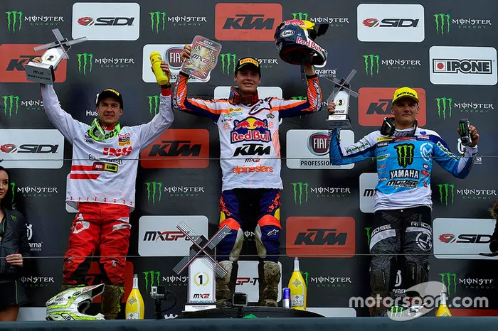 Podio MX2