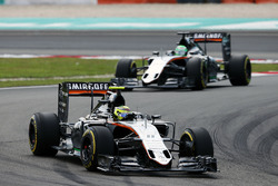 Sergio Perez, Sahara Force India F1 VJM09 leads team mate Nico Hulkenberg, Sahara Force India F1 VJM09 on the formation lap