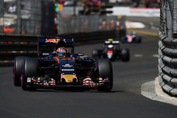 Даниил Квят, Scuderia Toro Rosso STR11