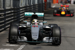 Lewis Hamilton, Mercedes AMG F1 W07 Hybrid