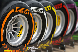 Pneumatici Pirelli in esposizione